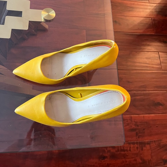 Zara yellow pump heels - Picture 4 of 7